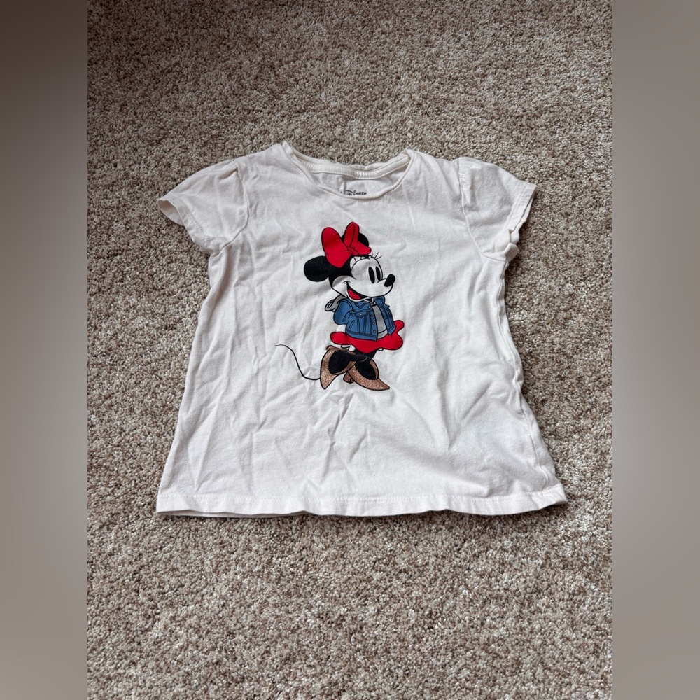 Minnie Graphic Tee